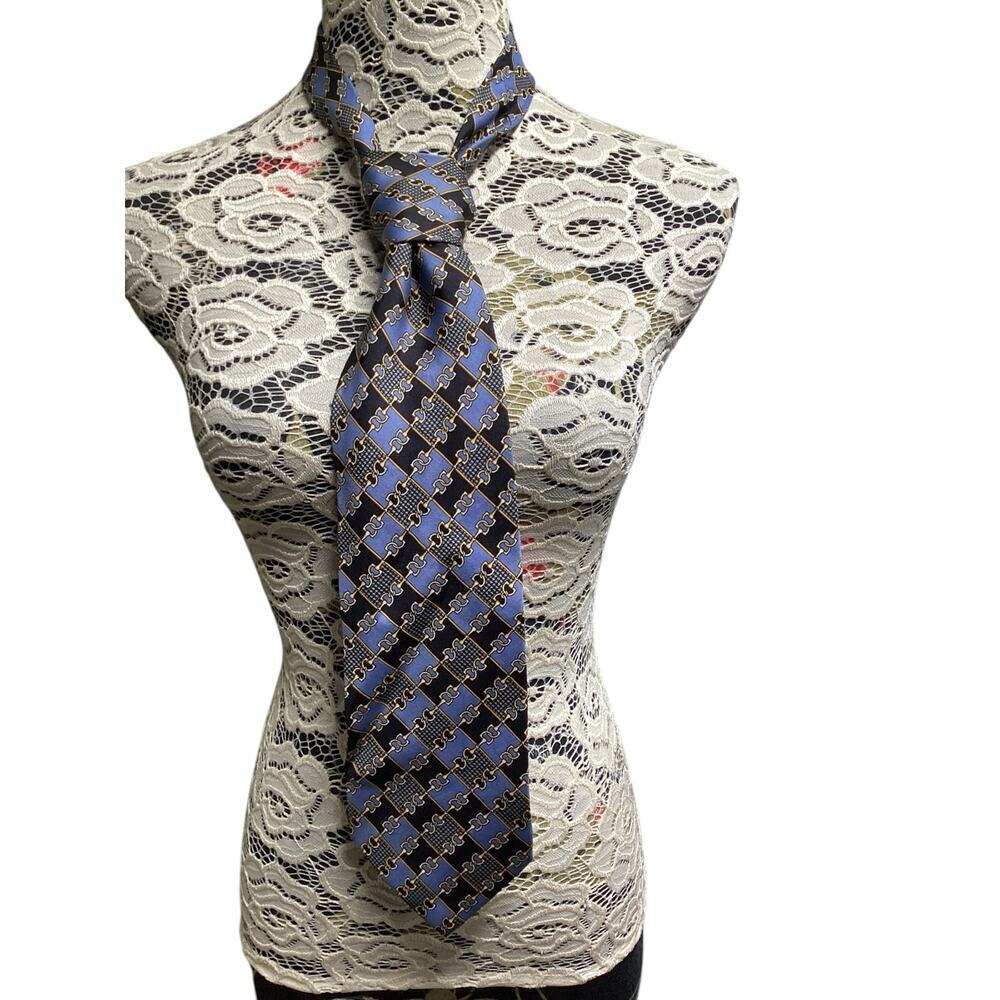 Paolo Gucci Men’s Silk Necktie Italy Interlocked Chainlink Blue‎ Gold Navy